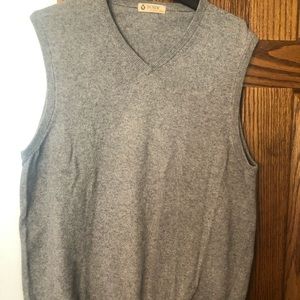 J Crew Men’s Gray V-neck Vest